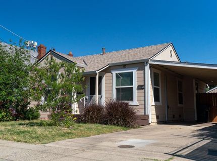 5223 15th Ave, Sacramento, CA 95820 Photo