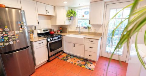 5223 15th Ave, Sacramento, CA 95820 Photo