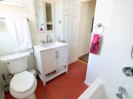 5223 15th Ave, Sacramento, CA 95820 Photo