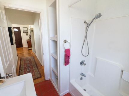 5223 15th Ave, Sacramento, CA 95820 Photo