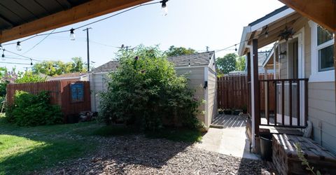 5223 15th Ave, Sacramento, CA 95820 Photo