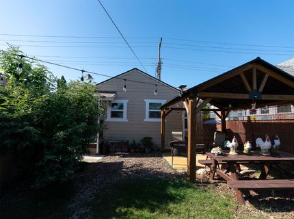 5223 15th Ave, Sacramento, CA 95820 Photo