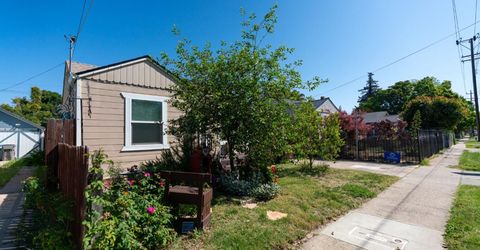 5223 15th Ave, Sacramento, CA 95820 Photo