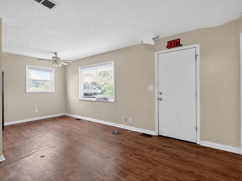 680 Robinwood Avenue, Columbus, OH 43213 Photo 12