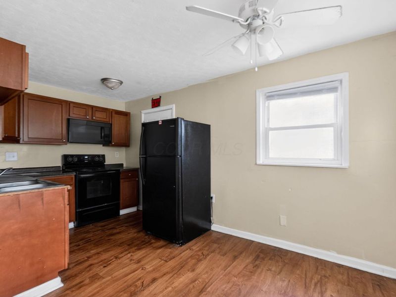 680 Robinwood Avenue , Columbus, OH 43213 Photo 21