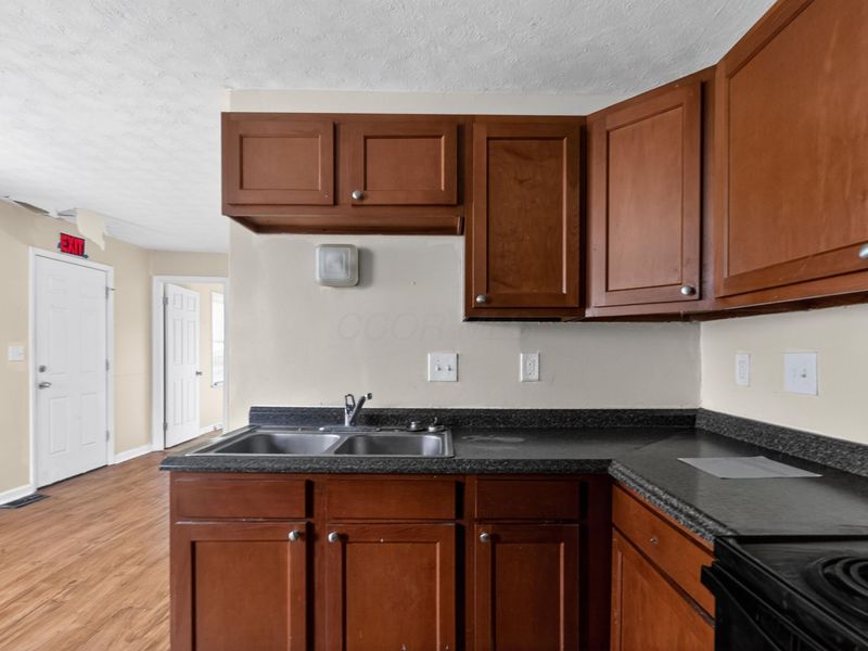 680 Robinwood Avenue, Columbus, OH 43213 Photo 21