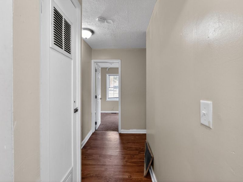 680 Robinwood Avenue, Columbus, OH 43213 Photo 31