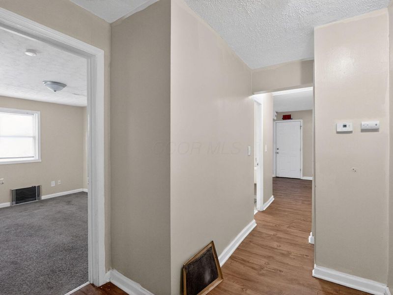 680 Robinwood Avenue , Columbus, OH 43213 Photo 33