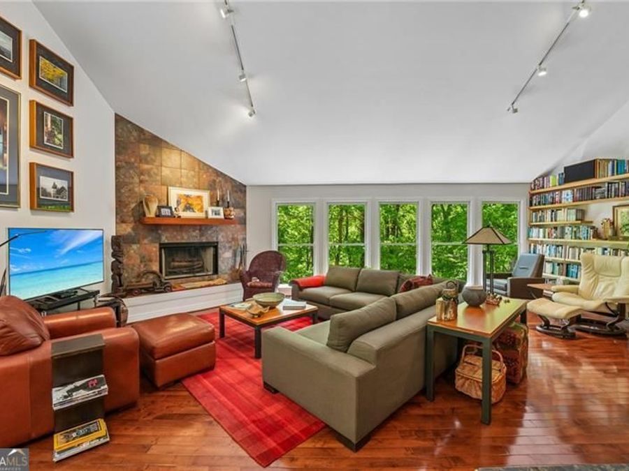 Property Image 14