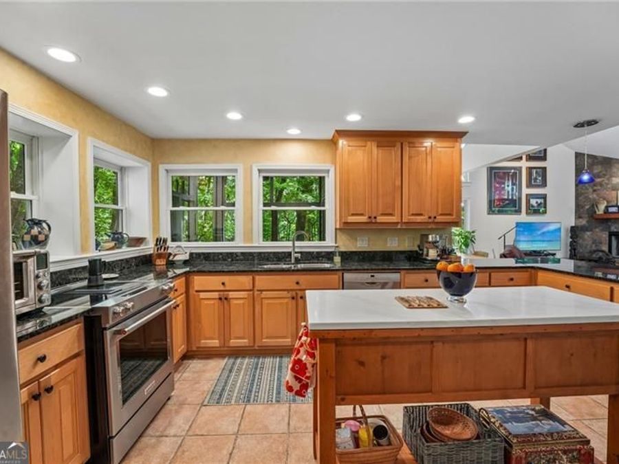 Property Image 40