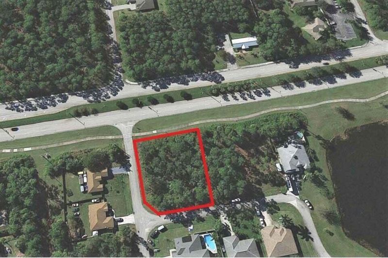 1110 SW East Louise Circle, Port Saint Lucie, FL 34953 Photo