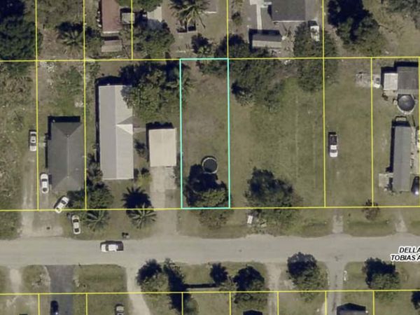 1027 Della Tobias Avenue, Clewiston, FL 33440