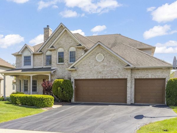 3748 Sunburst Lane , Naperville, IL 60564