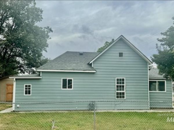 128 9th Ave. N., Nampa, ID 83687