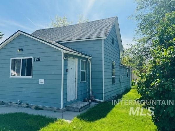 128 9th Ave. N., Nampa, ID 83687