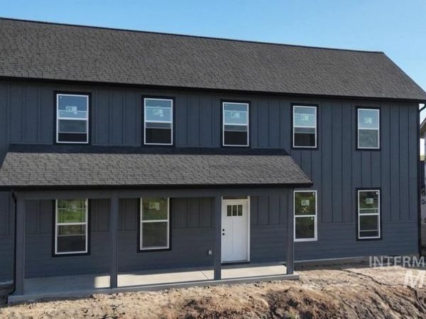 1079 Edington, Moscow, ID 83843