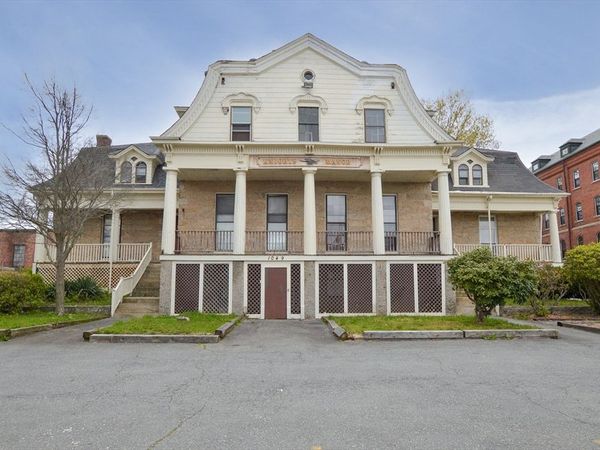 1049 Pleasant Street, Unit 7, New Bedford, MA 02740