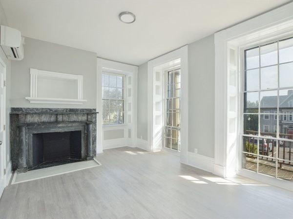 1049 Pleasant St, Unit 2, New Bedford, MA 02740