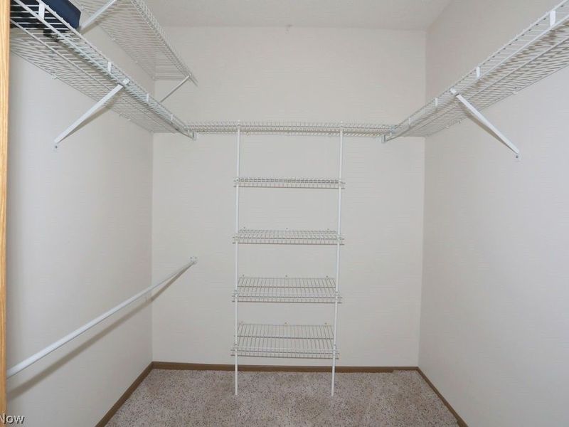 810 Southwestern Run, Unit 15, Poland, OH 44514 Photo 13
