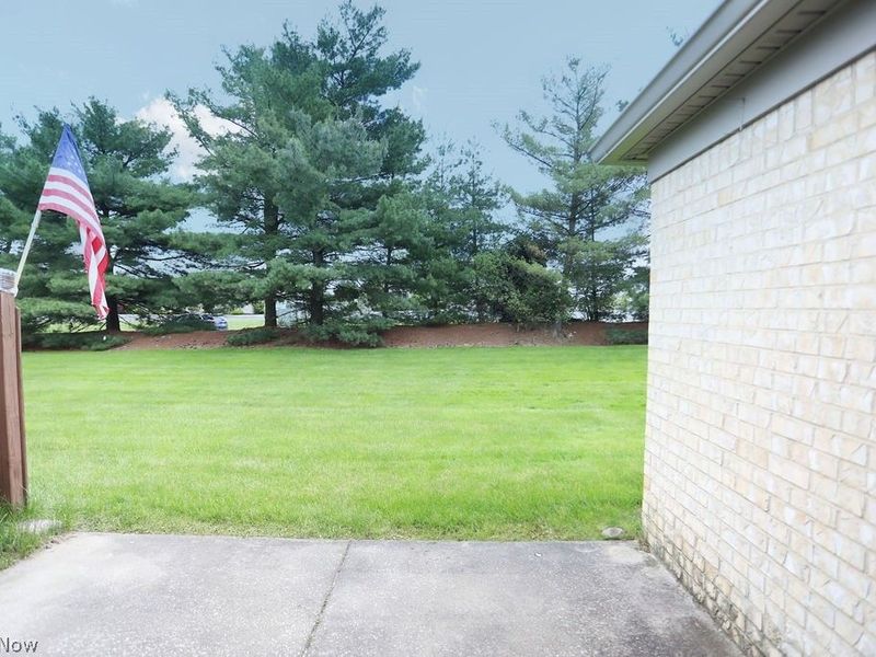 810 Southwestern Run, Unit 15, Poland, OH 44514 Photo 19