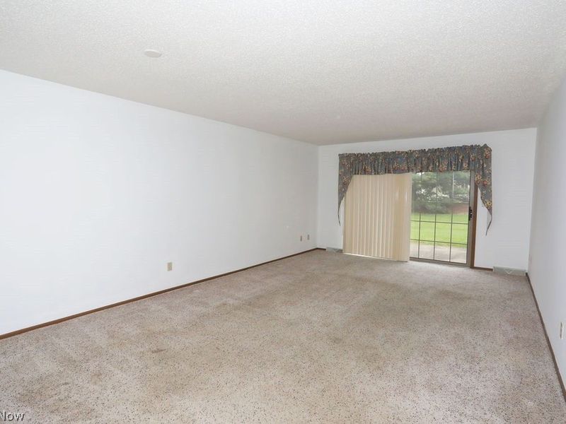 810 Southwestern Run, Unit 15, Poland, OH 44514 Photo 5