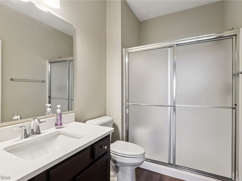 215 Silver Spring Circle , Elyria, OH 44035 Photo 15