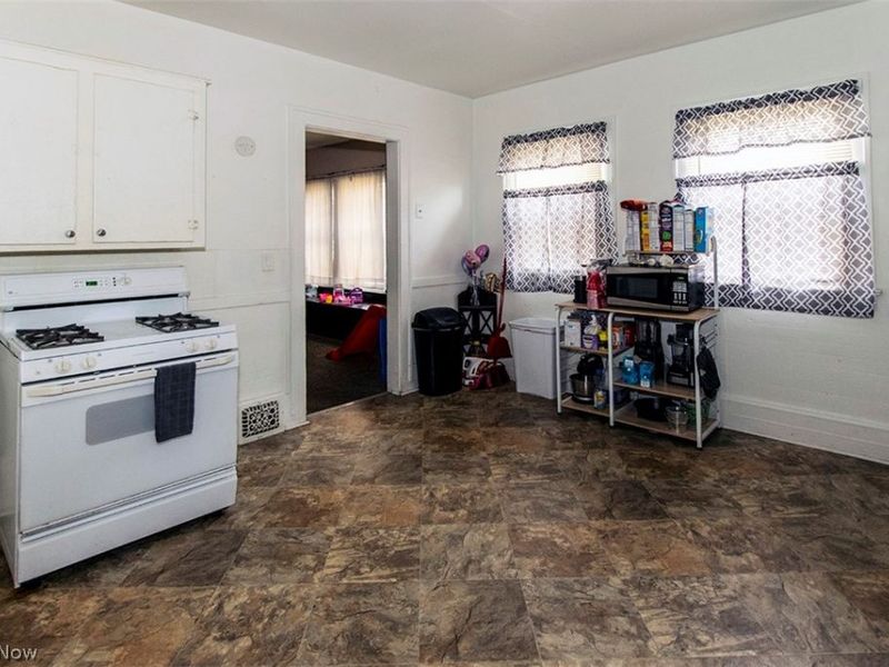 4205 Trowbridge Avenue, Cleveland, OH 44109 Photo 10