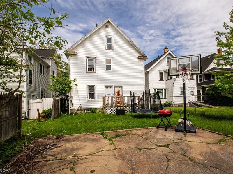 4205 Trowbridge Avenue, Cleveland, OH 44109 Photo 14