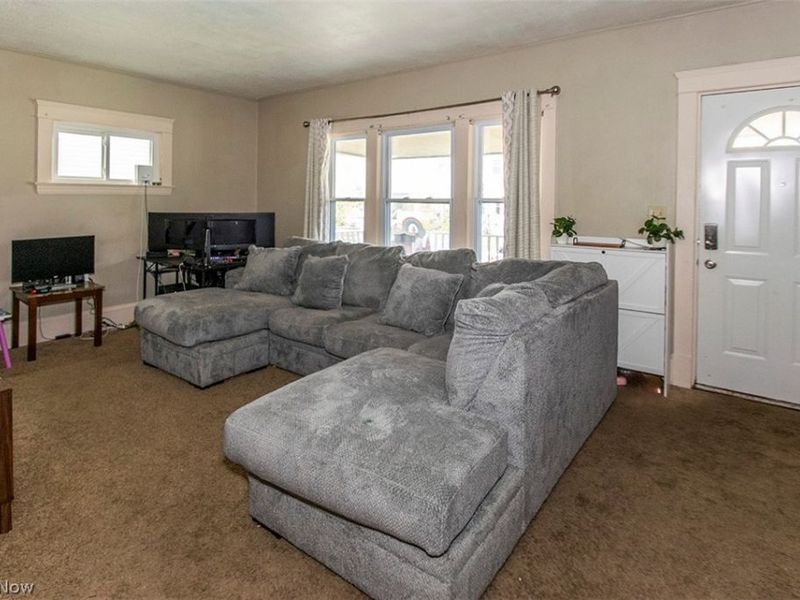 4211 Trowbridge Avenue, Cleveland, OH 44109 Photo 4