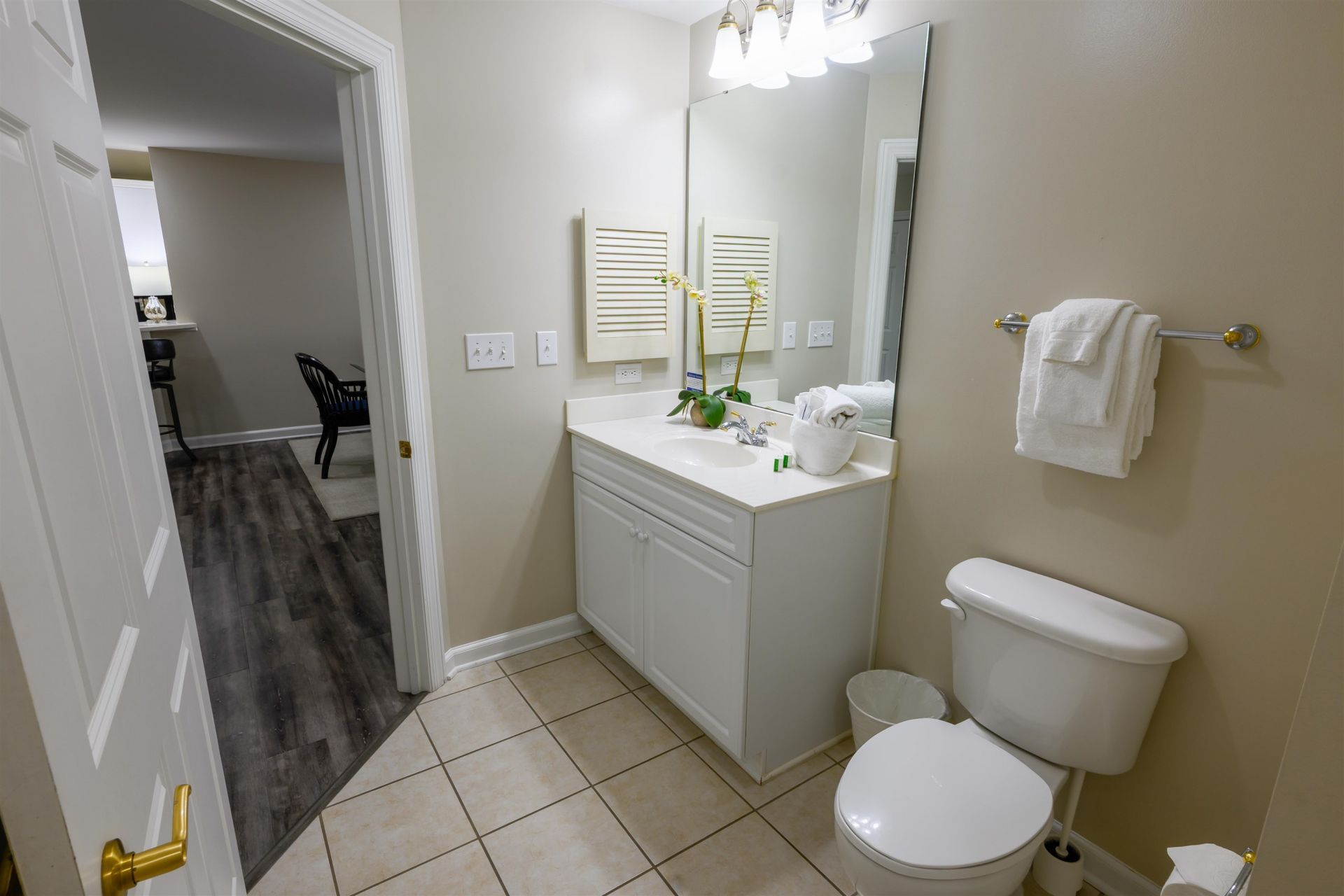 8500 Margate Circle Photo 6