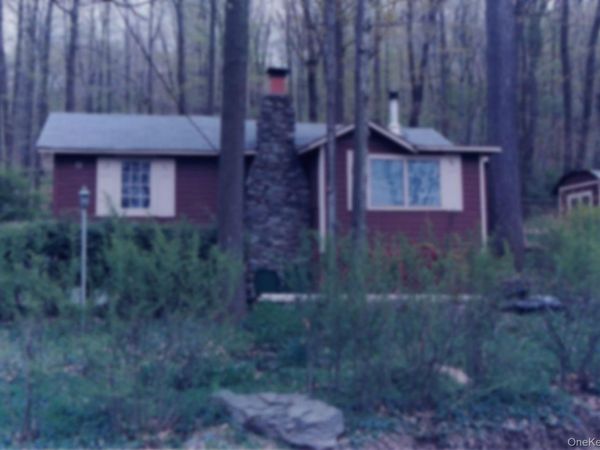 11 Woodland Circle S, Monroe, NY 10950