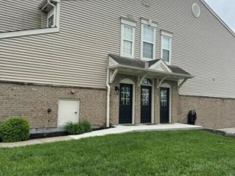 442 Breezewood Court, Ludlow, KY 41016 Photo 1
