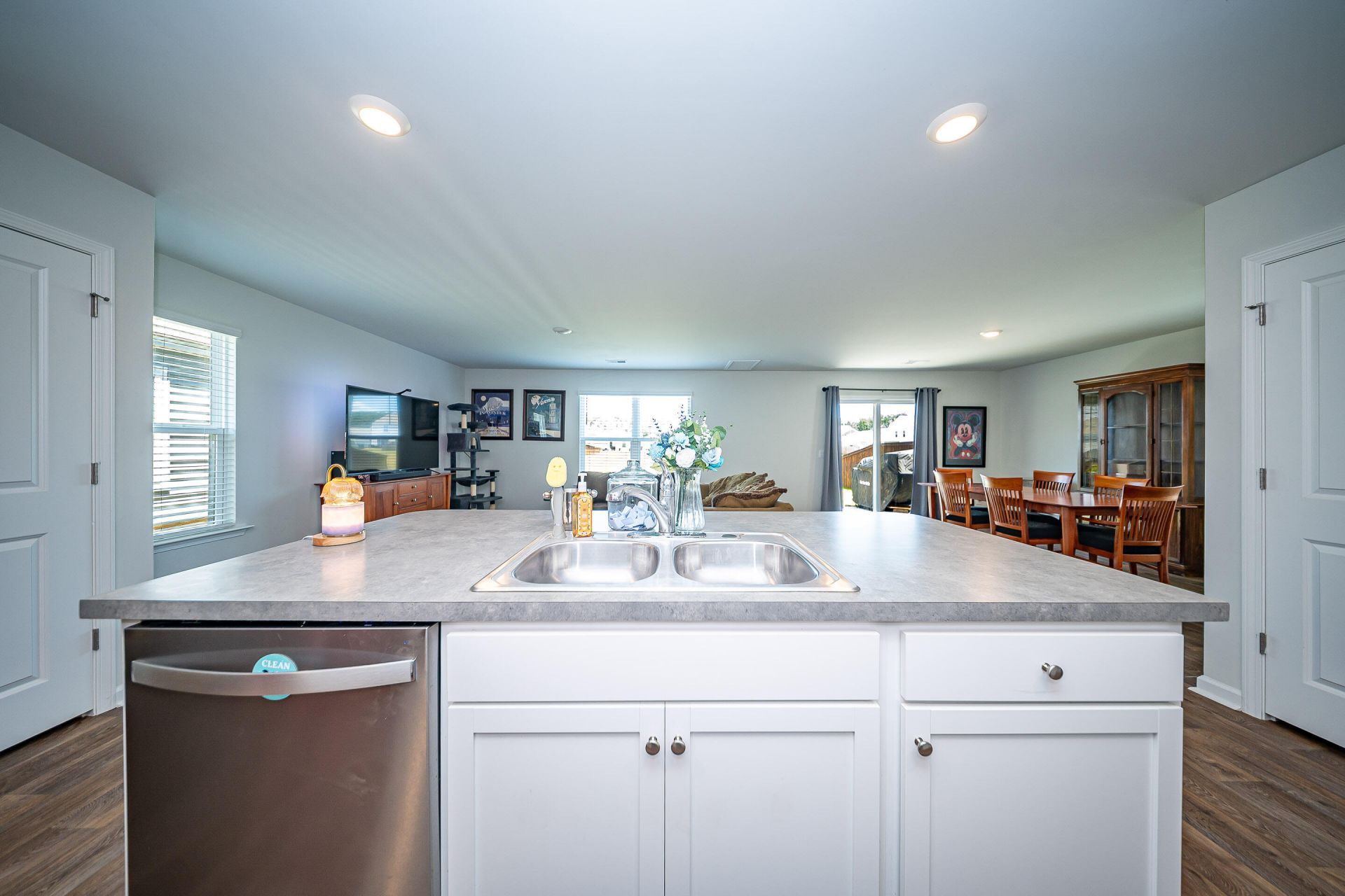212 Coral Sunset Way Photo 17