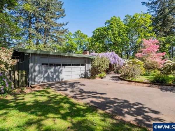 3544 Pioneer Dr SE, Salem, OR 97302