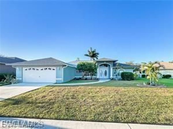 7631 Woodland Bend CIR , FORT MYERS, FL 33912