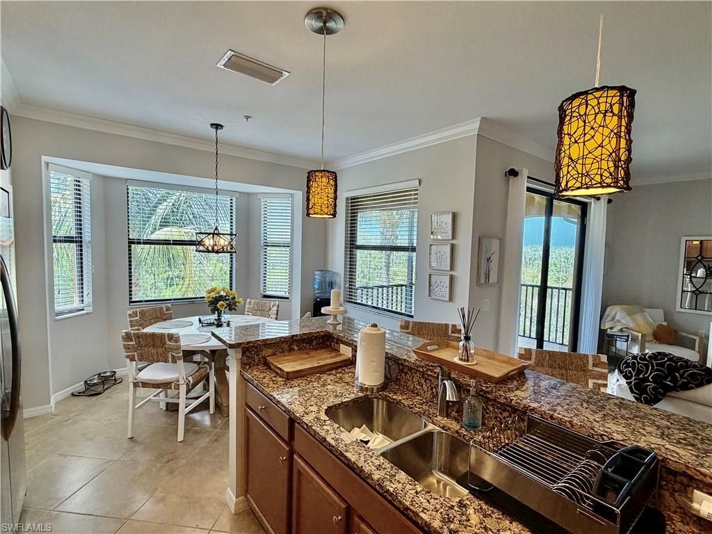 9715 Acqua Ct , Unit 145, Naples, FL 34113 Photo