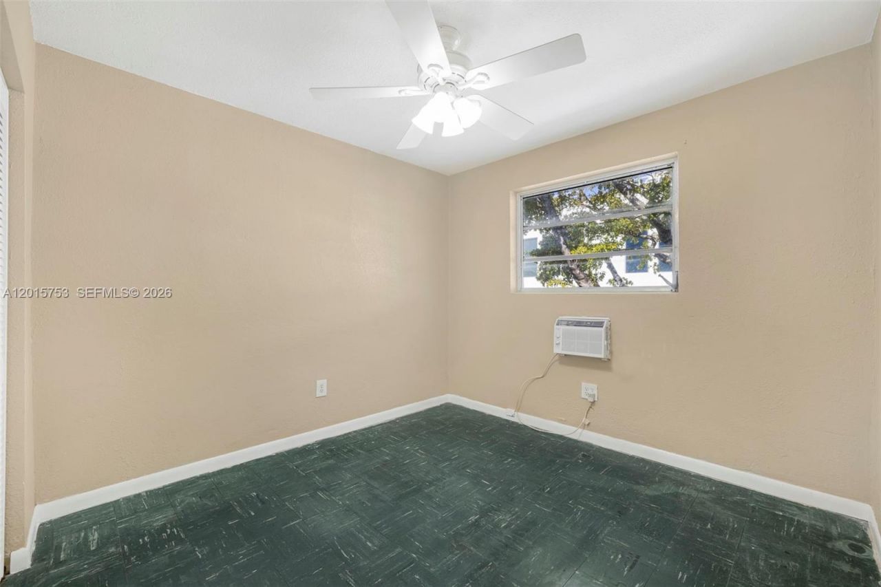 126 SW 18th Ave , Unit 11, Miami, FL 33135 Photo