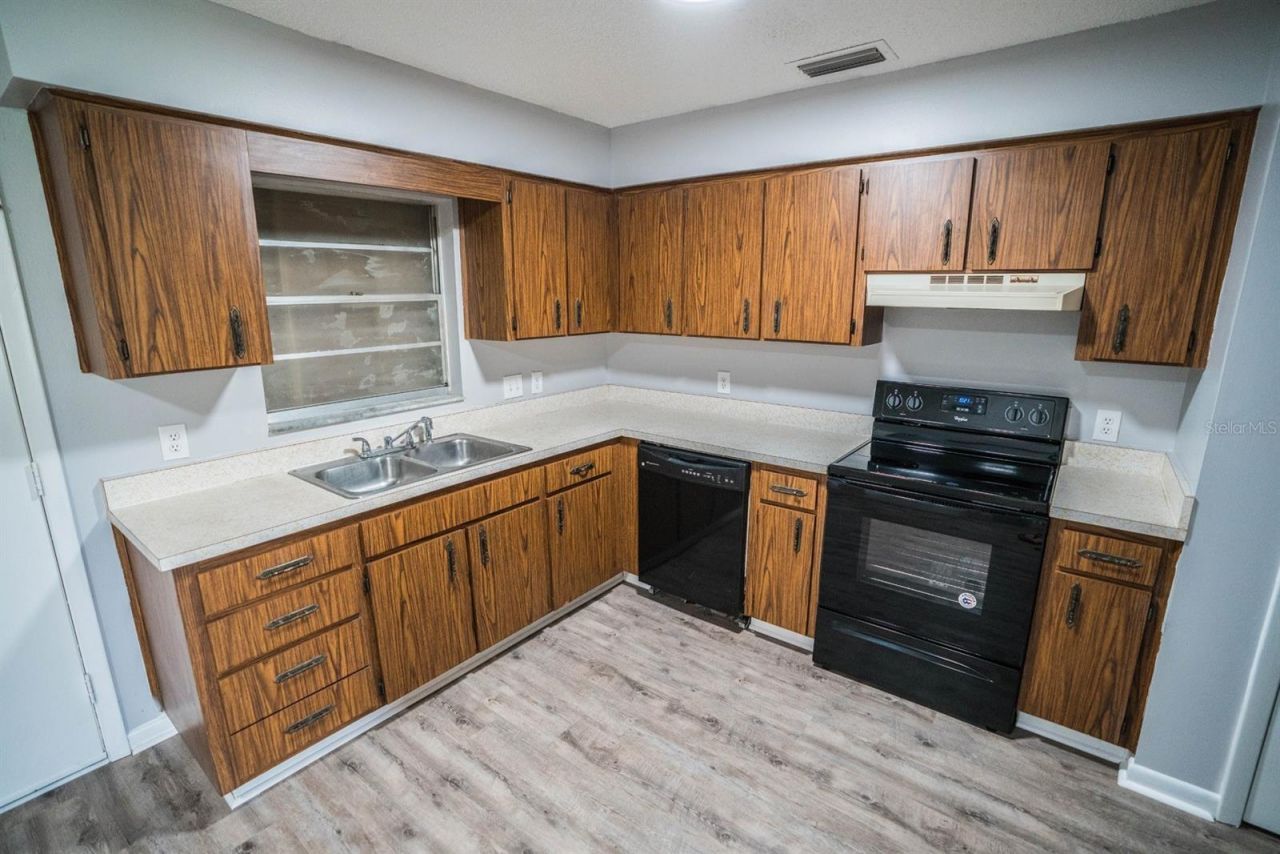 6913 Mathers Lane, Riverview, FL 33578 Photo