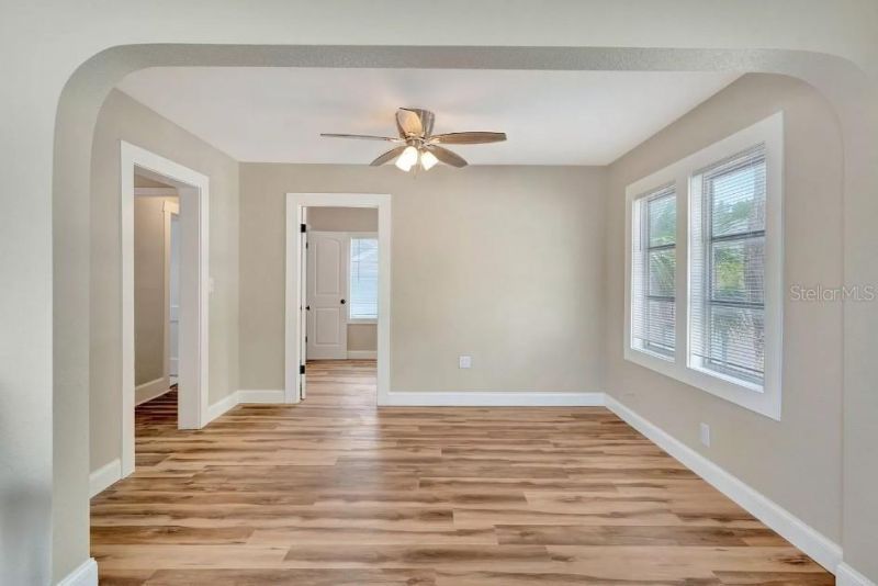 828 22nd Avenue N, Unit 1/2, Saint Petersburg, FL 33704 Photo