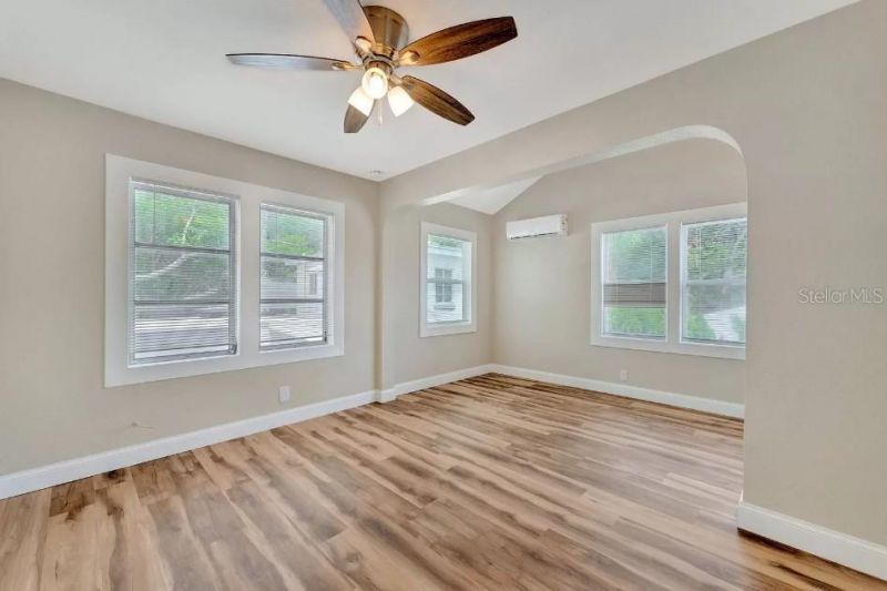 828 22nd Avenue N, Unit 1/2, Saint Petersburg, FL 33704 Photo