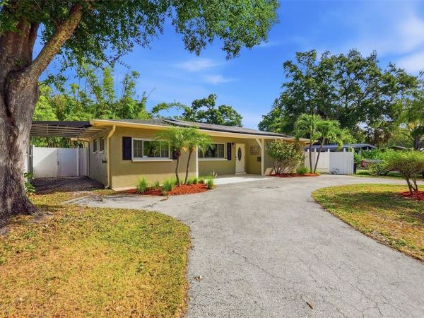 5654 KIWANIS PLACE NE, ST PETERSBURG, FL 33703