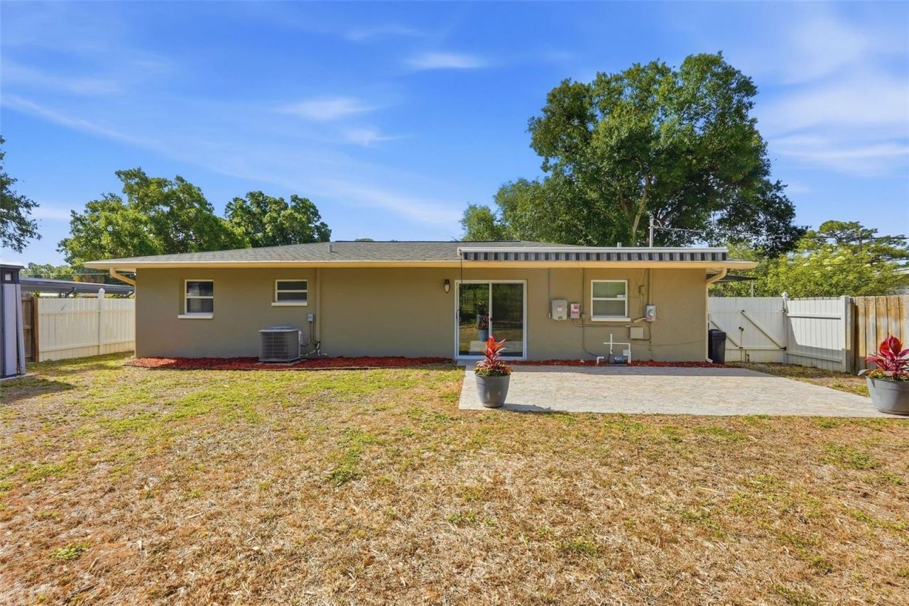 5654 Kiwanis Place Ne, Saint Petersburg, FL 33703 Photo