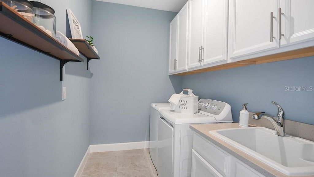 7535 Moonbeam Avenue, Sarasota, FL 34241 Photo
