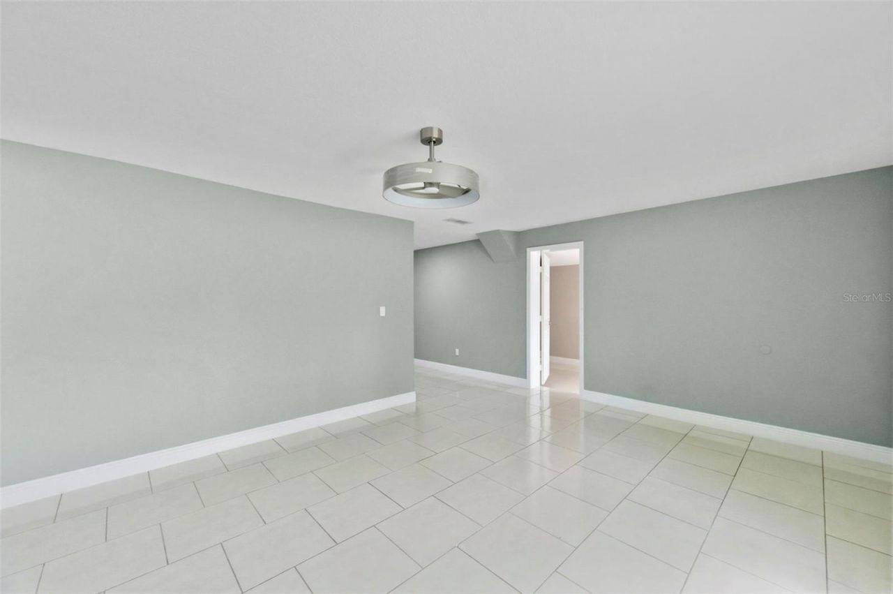 10220 N 23rd Street, Tampa, FL 33612 Photo