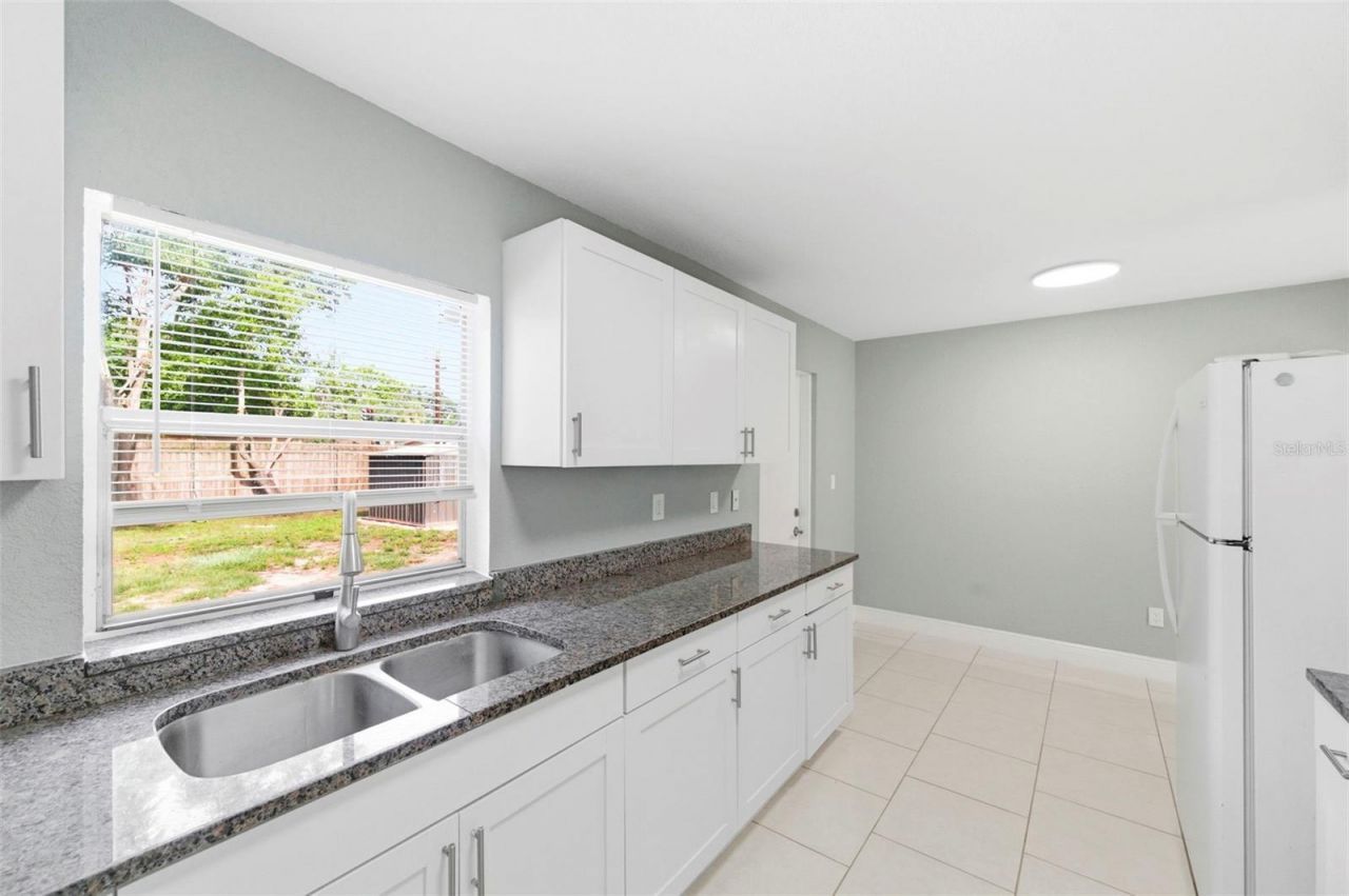 10220 N 23rd Street, Tampa, FL 33612 Photo