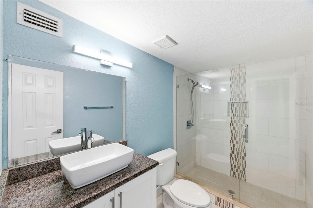 10220 N 23rd Street, Tampa, FL 33612 Photo