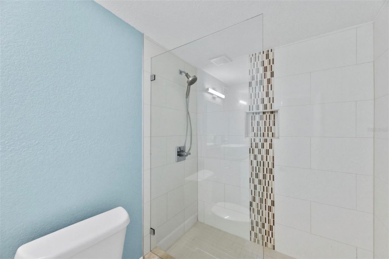 10220 N 23rd Street, Tampa, FL 33612 Photo