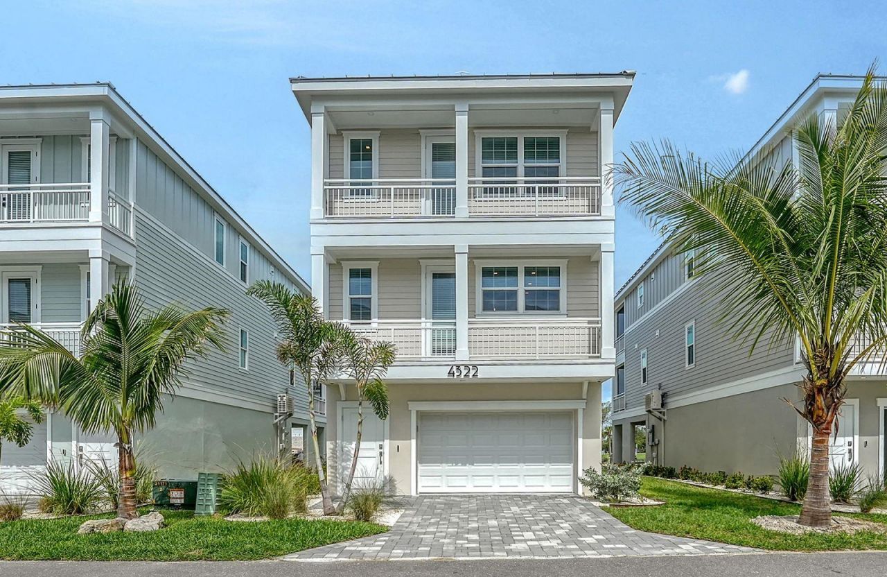 4220 Marina View Way, Cortez, FL 34215 Main Photo