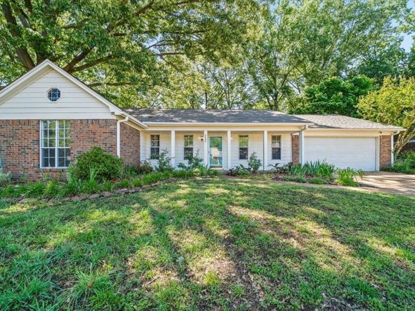 8095 KERRY DR, Memphis, TN 38018