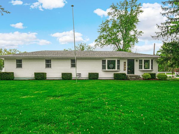 746 W 700 N , Hobart, IN 46342